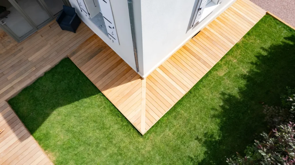 e0a7e135-1b47-43e2-823c-21e8a33eeaea